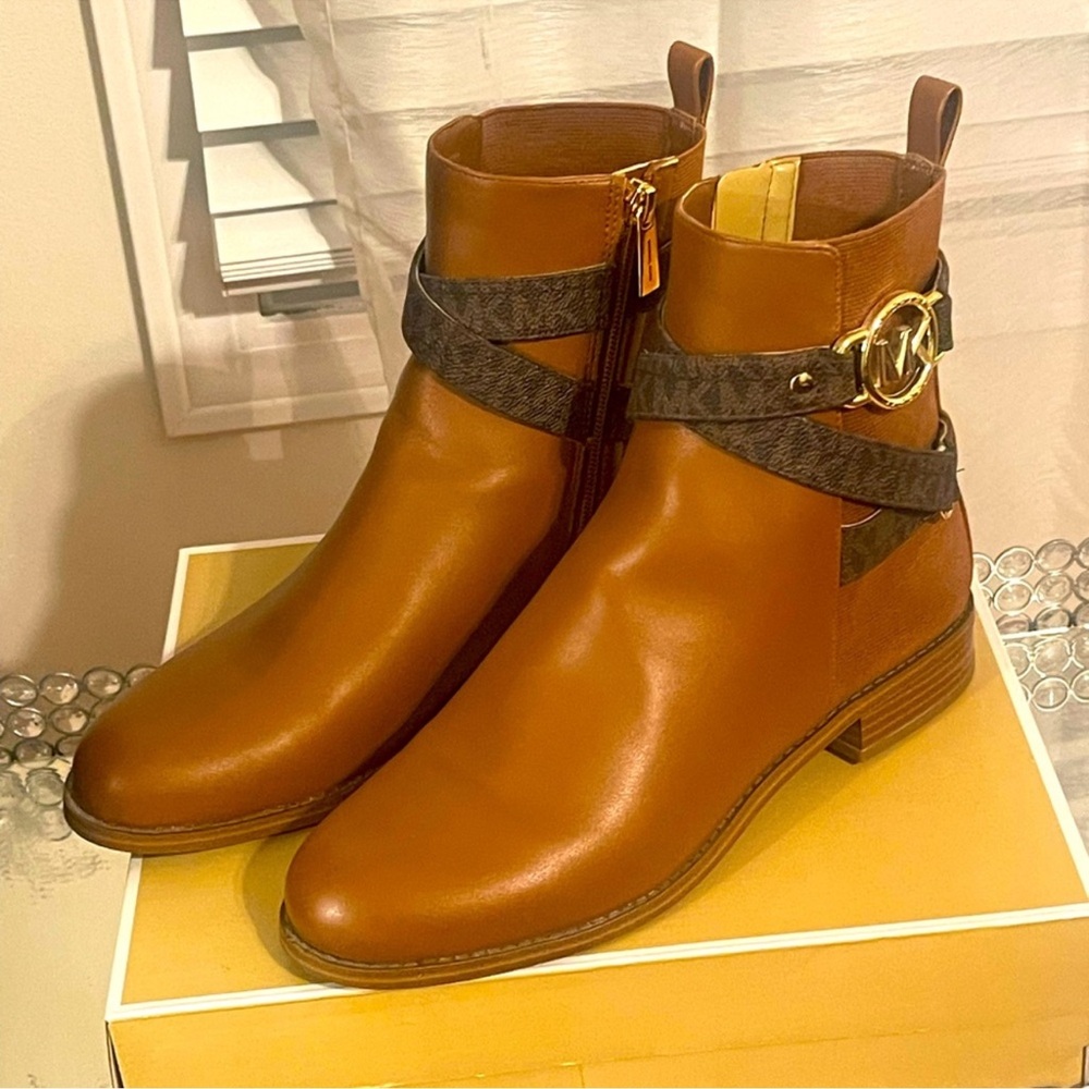 Mk Brown Ankle Boots size 8